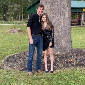 Meet your Posher, Mia